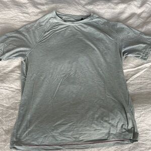 Rhone Men's Light Green Reign Workout Shirt